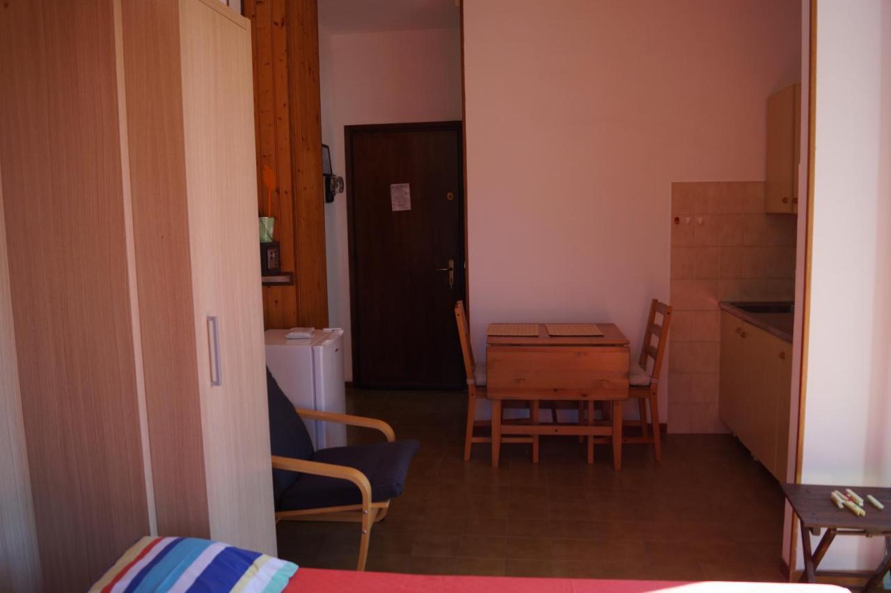 Belbea Tourist Resort Balestrino Bagian luar foto
